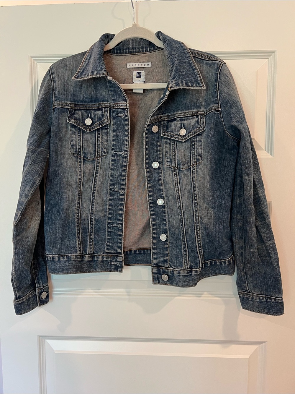 GAP Stretch Denim Jean Jacket Medium Blue Wash Classic Trucker Cotton Blend M - Picture 6 of 9